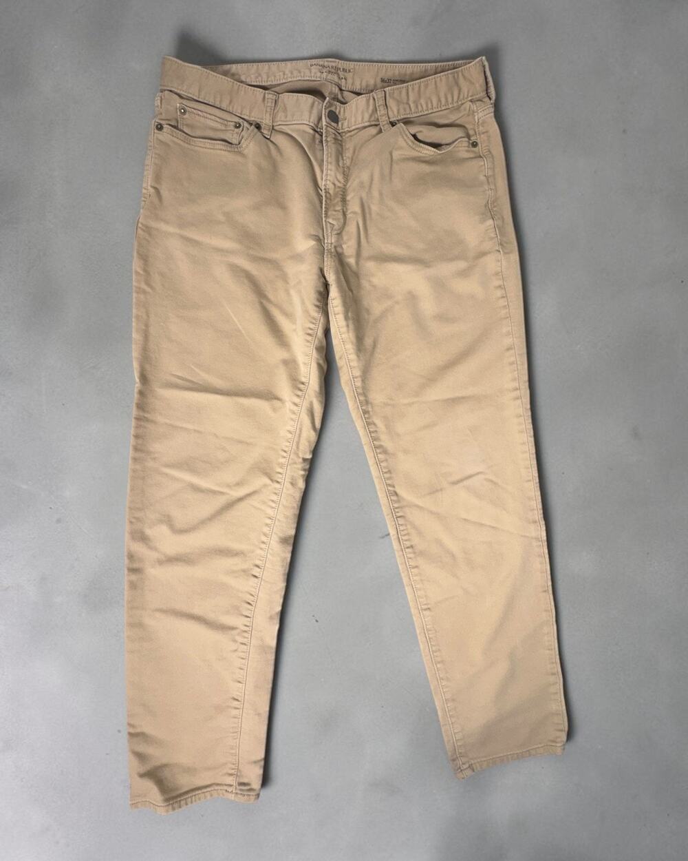 Banana Republic Traveler Jeans Mens 36x32 Beige Athletic Fit Stretch Pants